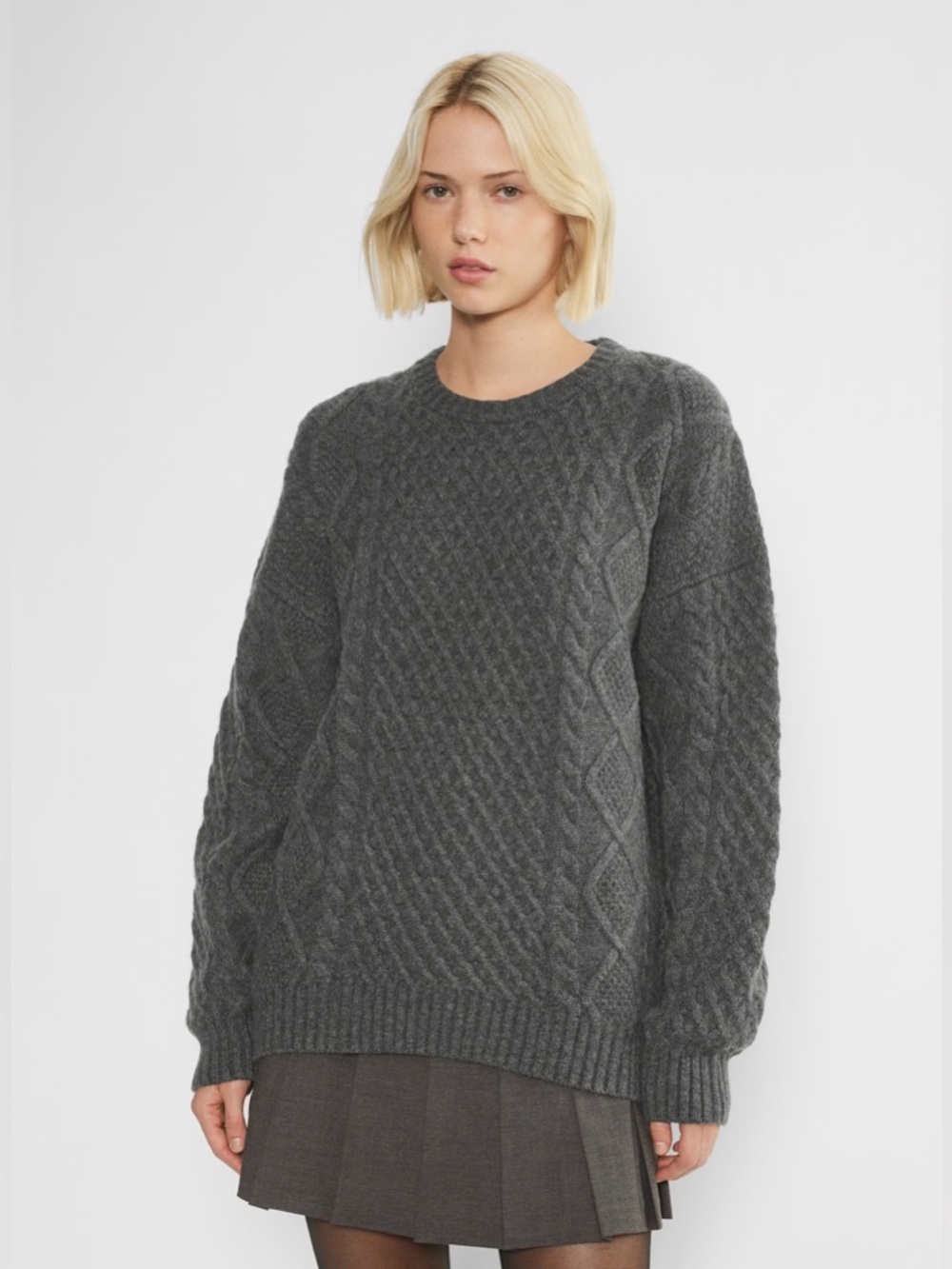 Aritzia Peggy Sweater Size XS NWT